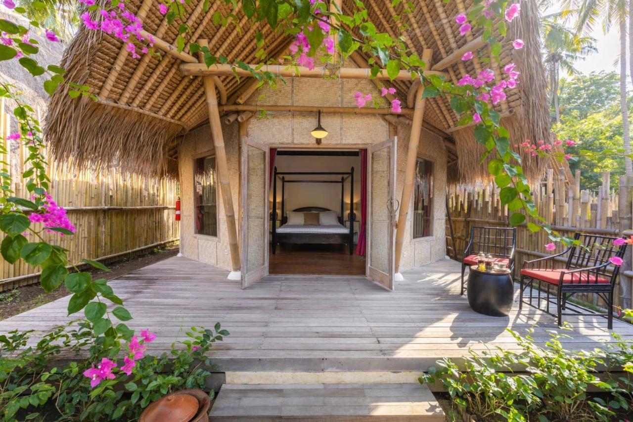 Amahelia Luxury Resort & Restaurant - Gili Asahan Exterior photo
