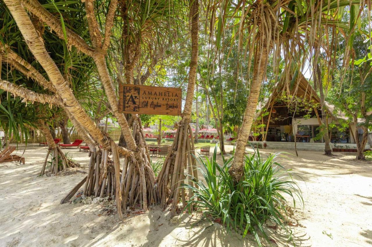 Amahelia Luxury Resort & Restaurant - Gili Asahan Exterior photo