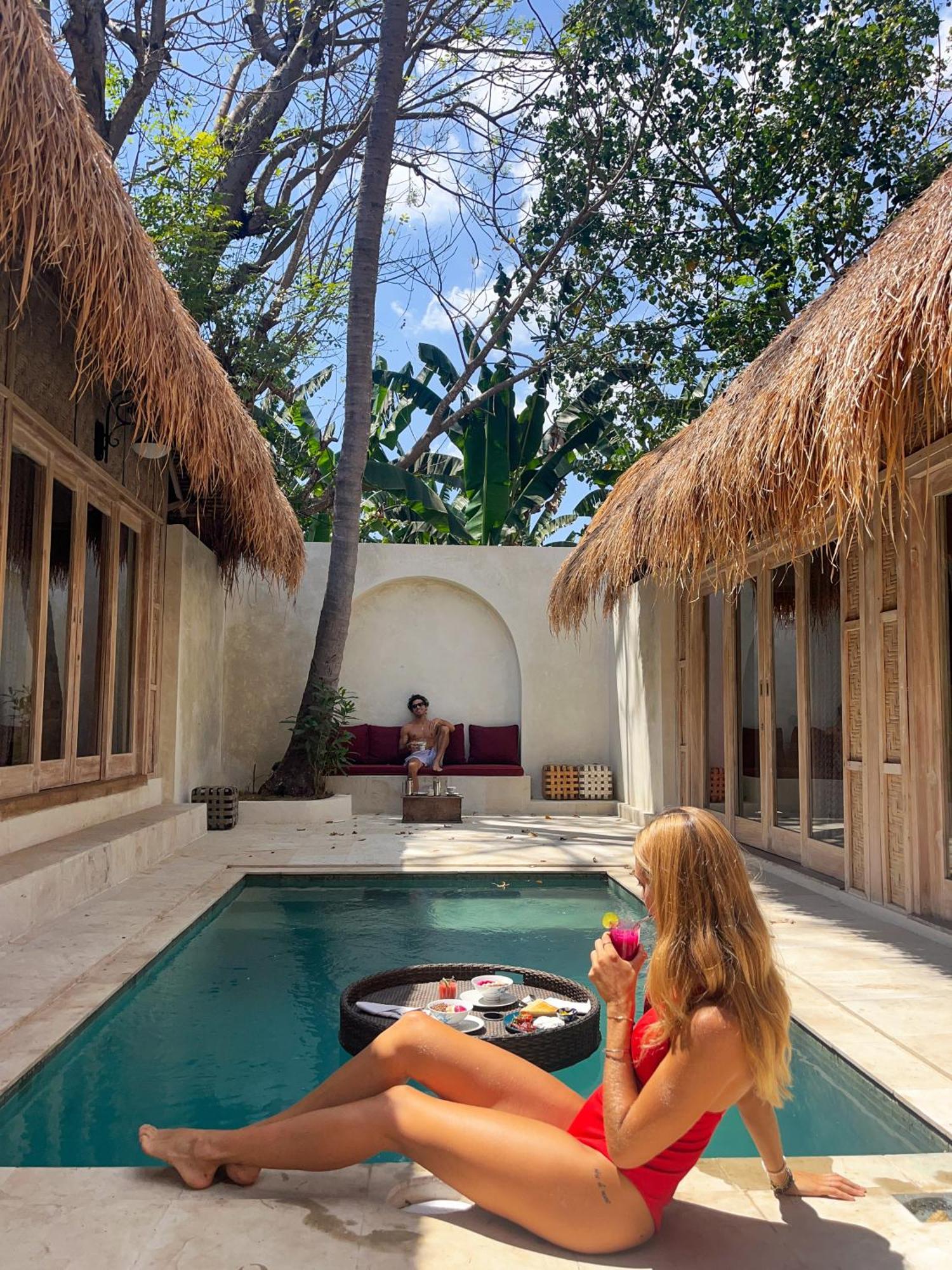 Amahelia Luxury Resort & Restaurant - Gili Asahan Exterior photo