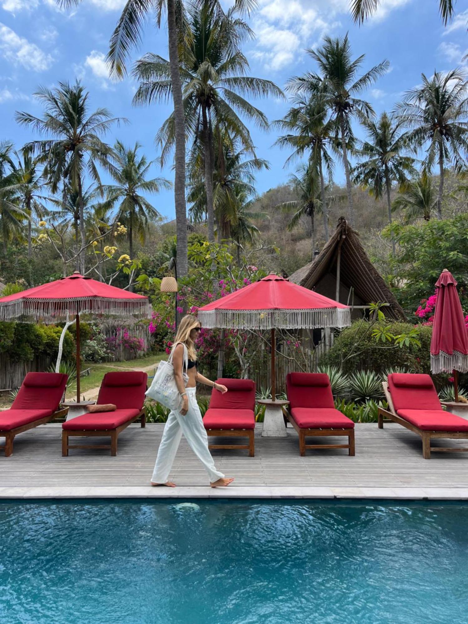 Amahelia Luxury Resort & Restaurant - Gili Asahan Exterior photo